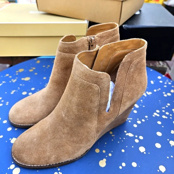Lucky Brand LK-Yabba Oiled Suede Booties Size 10 - Picture 1 of 16